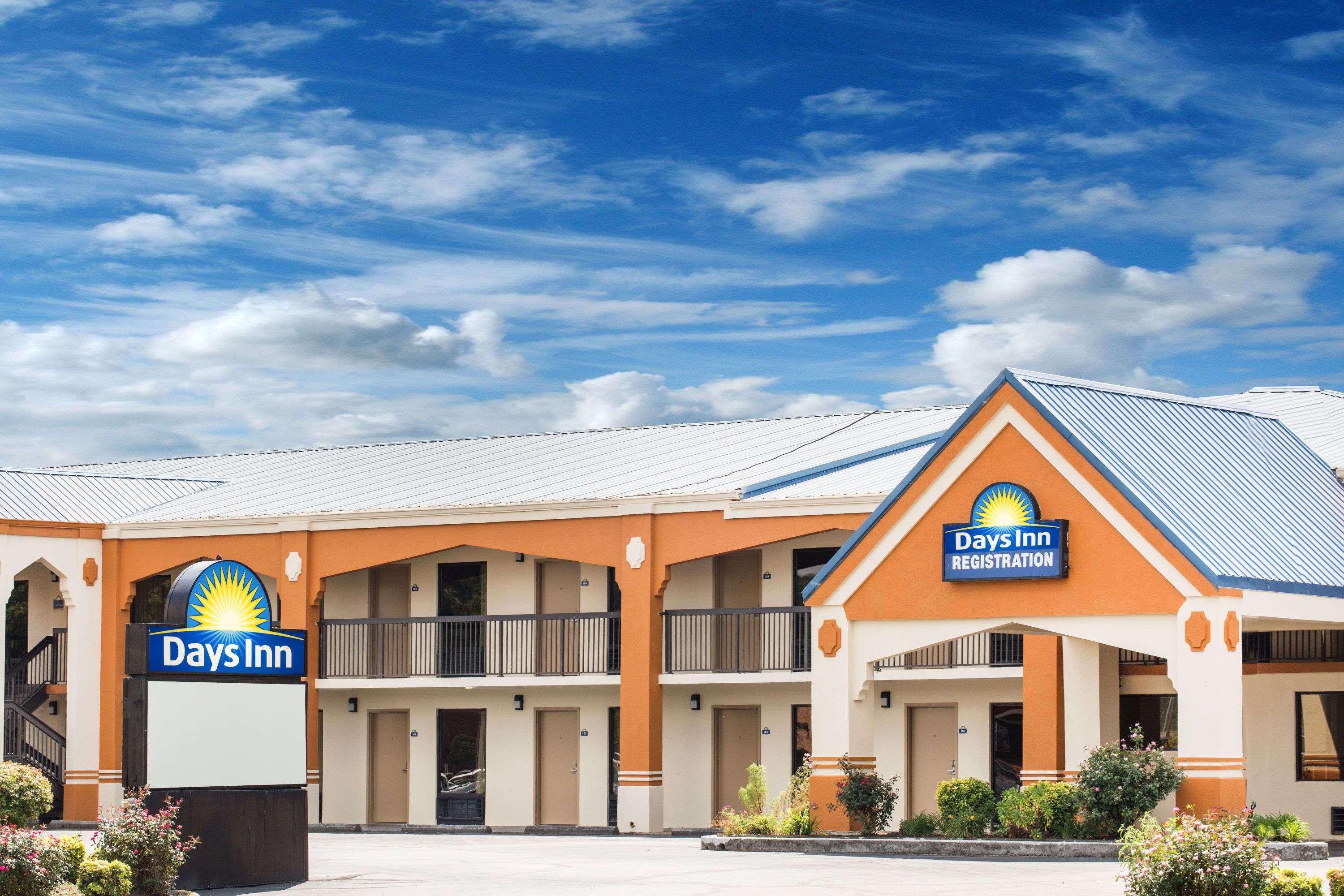 Days Inn By Wyndham Athens Eksteriør bilde